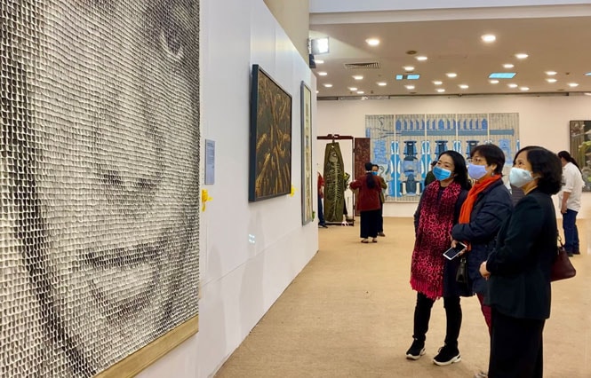 Những triển lãm tác phẩm họa sĩ Hồng Việt Dũng xuất hiện